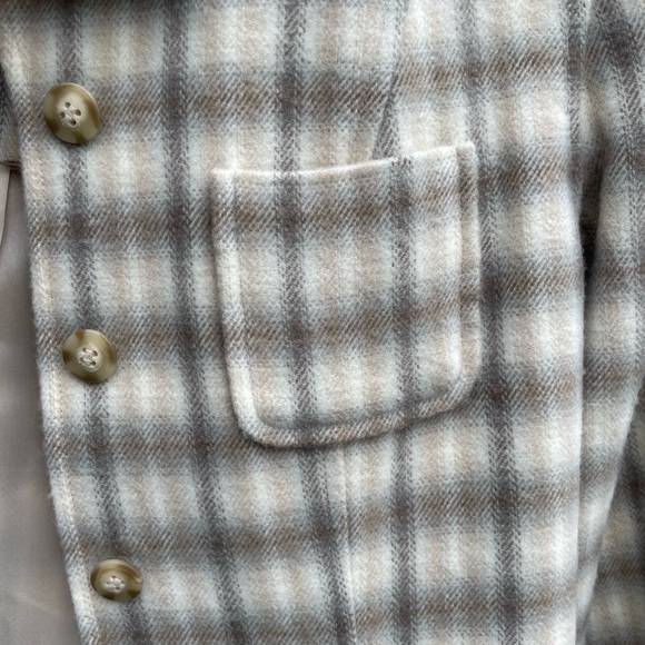 Cropped Jacket - Picture 3 of 7